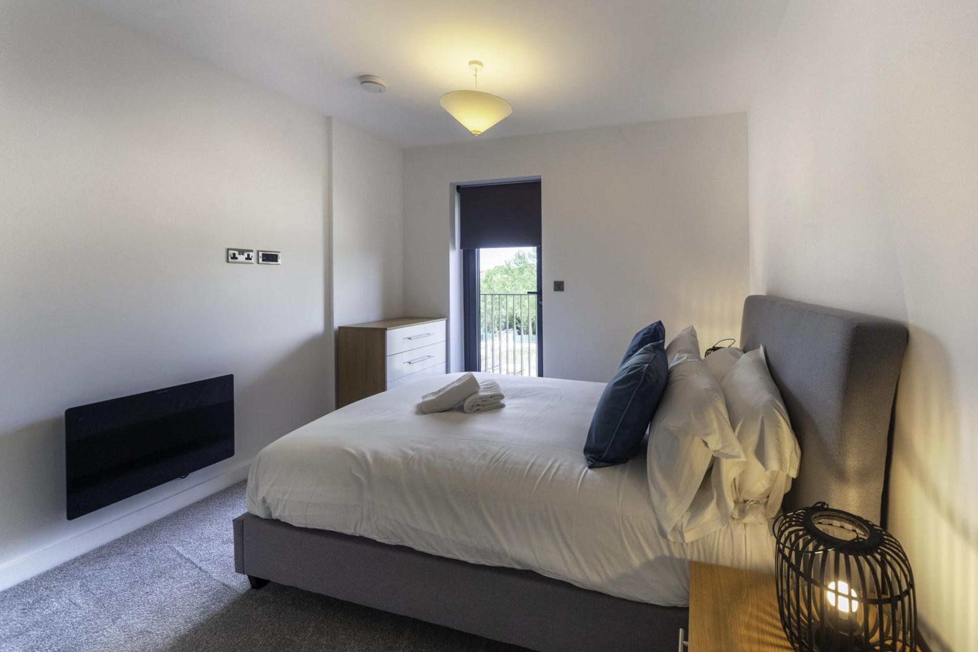 Lovely 2 Bedroom Apartment In Central Ashford Ashford  Bagian luar foto